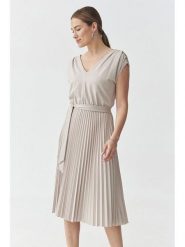 TATUUM Sukienka w kolorze jasnoszarym rozmiar: L. Szare sukienki damskie Tatuum, l, bez wzorów, bez kołnierzyka, bez ramiączek, midi. Za 200.13 zł.