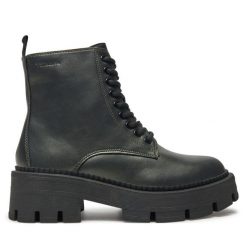 Botki Tamaris. Zielone botki damskie Tamaris, bez obcasa, na płaskiej podeszwie, bez zapięcia. Za 309.99 zł.