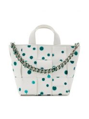 Desigual Torebka 24SAXP60 Biały. Białe torebki klasyczne damskie Desigual, bez wzorów, ze skóry, bez dodatków. Za 379.99 zł.