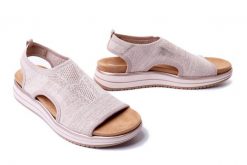 RIEKER REMONTE D1J52-31 pink, sandały damskie. Czerwone sandały damskie Rieker Remonte, bez wzorów, bez obcasa, na koturnie. Za 230.93 zł.