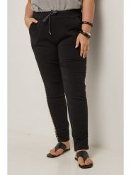 Curvy Lady Spodnie w kolorze czarnym rozmiar: 40/42. Czarne spodnie materiałowe damskie Curvy Lady, z aplikacjami, z materiału, klasyczne, z standardowym stanem. Za 149.31 zł.