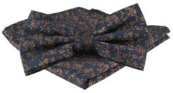 Mucha Męska z Poszetką w Zestawie - Alties - Granat i Brąz, Motyw Kwiatowy. Niebieskie krawaty i muchy męskie Alties, bez wzorów, eleganckie. Za 65.00 zł.