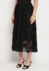 Czarna Rozkloszowana Spódnica ze Strukturalnej Tkaniny z Gumką w Talii Folenne. Czarne spódniczki damskie Born2be, l, bez wzorów, z tkaniny, eleganckie, midi, dopasowane. Za 89.99 zł.