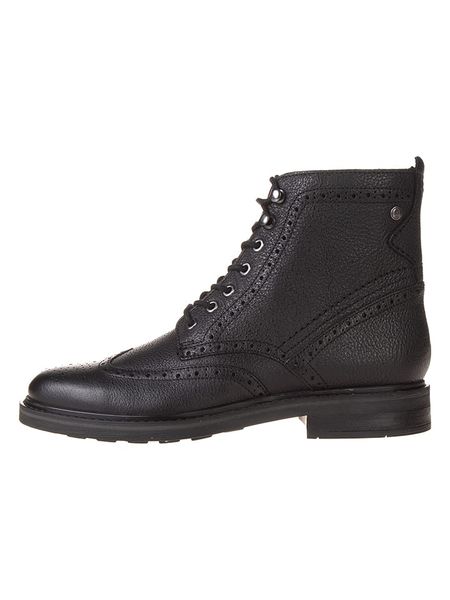 Clarks Skórzane botki "Newford" w kolorze czarnym rozmiar: 43. Czarne buty zimowe męskie Clarks, bez zapięcia. Za 319.95 zł.