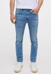 MUSTANG OREGON SLIM K MĘSKIE SPODNIE JEANSOWE DENIM BLUE 1013709 5000 413. Niebieskie spodnie materiałowe męskie Mustang, bez wzorów, z denimu. Za 229.99 zł.