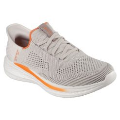 Buty Skechers Slade-Quinto 210810-SND szare. Szare buty sportowe na co dzień męskie z dzianiny, bez zapięcia. Za 517.53 zł.