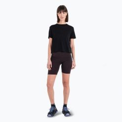 Koszulka trekkingowa damska icebreaker Merino 150 Tech Lite III SS Crop Tee. Czarne bluzki damskie Icebreaker, bez wzorów, bez kołnierzyka. Za 353.95 zł.