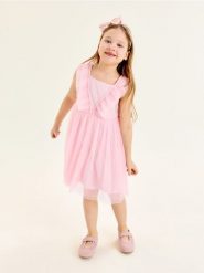 Tiulowa sukienka z falbanami - różowy. Czerwone sukienki dziewczęce Sinsay, bez wzorów, z tiulu, bez ramiączek. Za 27.99 zł.