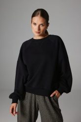 BLUZA ELENA CZARNA M - Flawless. Czarne bluzy bez kaptura damskie Flawless, m, z bawełny. Za 369.00 zł.