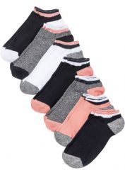 Skarpety do sneakersów z bawełny organicznej (7 par). Czarne skarpetki damskie bonprix, bez wzorów, z bawełny. Za 47.99 zł.