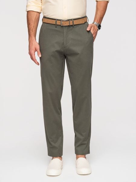 Jednolite męskie spodnie chino REGULAR FIT – khaki V3 - Rozmiar: XL. Brązowe spodnie materiałowe męskie Ombre Clothing, z aplikacjami, z bawełny, biznesowe. Za 339.99 zł.