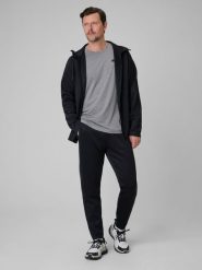 4F Spodnie treningowe szybkoschnące męskie - czarne S. Czarne spodnie sportowe męskie 4f, ze skóry. Za 179.99 zł.