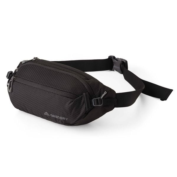 Torebka biodrowa saszetka nerka Gregory Nano Waistpack. Czarne torebki klasyczne damskie Gregory, bez wzorów, z materiału, duże, pikowane, bez dodatków. Za 152.00 zł.