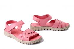 MANITU 910145-42 rosa, sandały damskie. Czerwone sandały damskie Manitu, bez wzorów, ze skóry, bez obcasa. Za 284.90 zł.