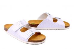 DR. BRINKMANN 700878-42 rosa, klapki damskie. Czerwone klapki damskie Dr. Brinkmann, bez wzorów, bez obcasa. Za 174.90 zł.