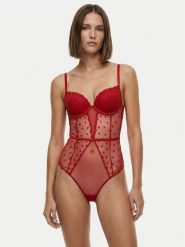 Guess Body O6RM03 KC600 Czerwony. Czerwone body damskie Guess, z aplikacjami, z syntetyku. Za 399.99 zł.