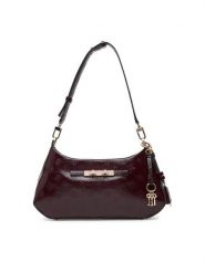 Guess Torebka Carmella HWPT22 25180 Bordowy. Czerwone torebki klasyczne damskie Guess, z aplikacjami, ze skóry, bez dodatków. Za 544.99 zł.