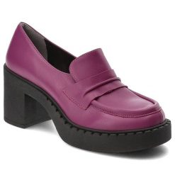 Różowe Półbuty Armodo Stylowe Obuwie Damskie Na Obcasie. Czerwone półbuty damskie Armodo, bez wzorów, ze skóry, eleganckie, bez obcasa, na obcasie. Za 319.00 zł.