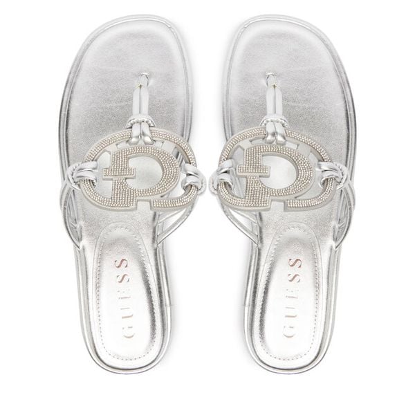 Japonki Guess. Szare klapki damskie Guess, z aplikacjami, bez obcasa. Za 589.99 zł.