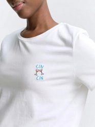 T-SHIRT KOSZULKA DAMSKA TOM TAILOR. Białe bluzki sportowe damskie Tom Tailor, uniwersalny, bez wzorów, z bawełny, bez ramiączek. Za 116.99 zł.