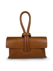 ORE10 Skórzana torebka w kolorze jasnobrązowym - 23 x 13 x 6 cm rozmiar: onesize. Brązowe torebki klasyczne damskie ORE10, bez wzorów, z materiału, bez dodatków. Za 173.99 zł.