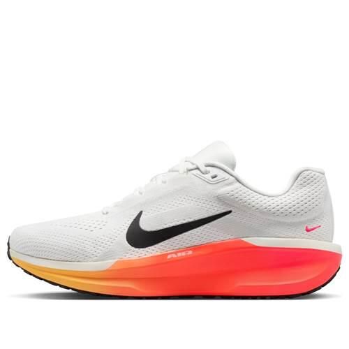 Buty do biegania męskie Nike Air Winflo 11. Białe buty fitness męskie Nike, do biegania. Za 554.00 zł.
