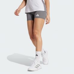 Spodenki TECHFIT Volleyball. Czarne szorty damskie Adidas, bez wzorów, z elastanu, z podwyższonym stanem. Za 129.00 zł.