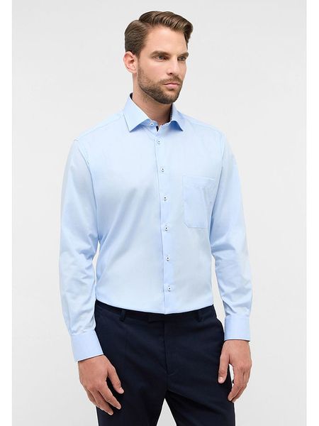 Eterna Koszula - Modern fit - w kolorze błękitnym rozmiar: 46. Niebieskie koszule męskie Eterna, bez wzorów, z bawełny, bez kołnierzyka, bez ramiączek. Za 99.80 zł.