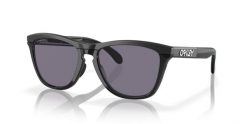 Okulary przeciwsłoneczne Oakley Sr. Czarne okulary przeciwsłoneczne męskie Oakley, z materiału. Za 976.99 zł.