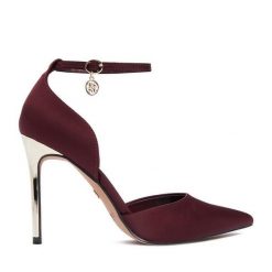 Szpilki Nine West. Czerwone szpilki Nine West, bez wzorów, bez obcasa. Za 249.99 zł.