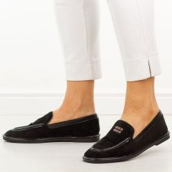 Czarne mokasyny damskie Vinceza 62271. Brązowe mokasyny damskie VINCEZA, z jeansu. Za 149.00 zł.