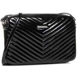 Torebka Jenny Fairy. Czarne listonoszki damskie Jenny Fairy, bez wzorów, bez dodatków. Za 35.99 zł.