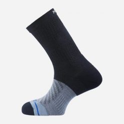 Skarpety trekkingowe MILLET Ubic Crew Socks M merino. Niebieskie skarpetki damskie Millet, bez wzorów, z dzianiny. Za 99.00 zł.