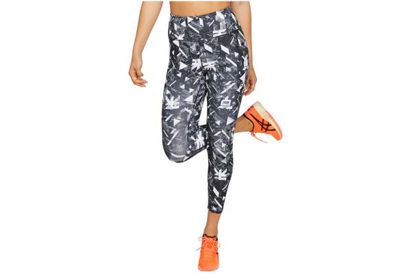 Spodnie treningowe damskie Asics Future Tokyo Tight. Czarne spodnie sportowe damskie Asics, s, z materiału, do biegania. Za 179.99 zł.