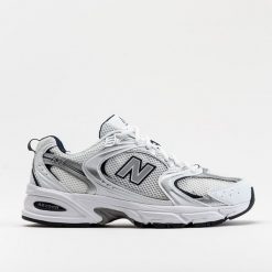 Buty sportowe męskie New Balance 530 (MR530SG). Białe buty fitness męskie New Balance, na fitness i siłownię. Za 529.00 zł.