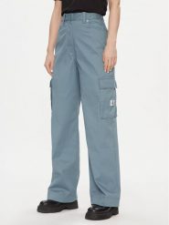 Calvin Klein Jeans Spodnie cargo Cargo Pant J20J222607 Niebieski Regular Fit. Niebieskie jeansy damskie Calvin Klein Jeans, bez wzorów, z bawełny. Za 309.99 zł.