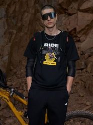 4F T-shirt relaxed z nadrukiem męski - czarny S. Czarne t-shirty męskie 4f, m, bez wzorów, z bawełny, bez kołnierzyka. Za 79.99 zł.