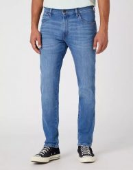 WRANGLER RIVER MĘSKIE SPODNIE JEANSOWE JEANSY BLUE CREEK W17TJXZ81 112331087. Niebieskie jeansy męskie Wrangler. Za 229.99 zł.