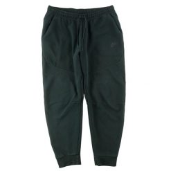 Second life - Spodnie dresowe męskie Nike Tech - Stan bardzo dobry. Czarne spodnie sportowe męskie Nike, z dresówki. Za 149.06 zł.