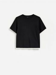 T-shirt z ozdobnym wykończeniem - czarny. Czarne t-shirty damskie Reserved, l, bez wzorów, z bawełny, bez kołnierzyka. Za 79.99 zł.