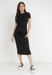 Czarna Sukienka Oreitheis. Czarne sukienki damskie Born2be, l, z aplikacjami, eleganckie, bez kołnierzyka, bez ramiączek, midi, dopasowane. W wyprzedaży za 103.99 zł.