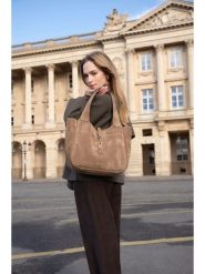 Maison héritage PARIS Skórzany shopper bag "Artic" w kolorze szarobrązowym - 41 x 28 x 11 cm rozmiar: onesize. Brązowe shopper bag damskie maison héritage PARIS, bez wzorów, z materiału, na ramię, bez dodatków. Za 397.45 zł.