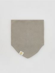 Komin Kubuś Puchatek - jasnoszary. Szare szaliki dziecięce Reserved, z bawełny, bez ramiączek. Za 29.99 zł.