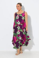 Damskie Sukienka midi kwiaty krój trapezowy okrągły dekolt bez rękawów. Czerwone sukienki damskie Ulla Popken, plus size, bez wzorów, z materiału, bez kołnierzyka, plus size, bez ramiączek, midi, trapezowe. Za 279.99 zł.