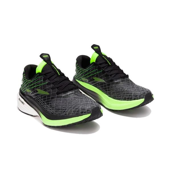 Buty do biegania męskie Joma Super Cross. Czarne obuwie do biegania damskie Joma. Za 301.99 zł.