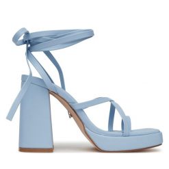 Sandały DeeZee. Niebieskie sandały damskie DeeZee, bez wzorów, bez obcasa, na słupku. Za 149.99 zł.