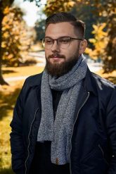 Męski szalik zimowy Brødrene s1 j. szary 9910. Szare szaliki męskie na zimę, bez wzorów. Za 54.90 zł.