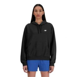 Bluza sportowa damska New Balance WT41507BK. Czarne bluzy sportowe damskie New Balance, l, bez wzorów, z materiału, bez ramiączek, z kapturem. Za 364.00 zł.