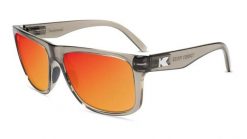 Okulary przeciwsłoneczne dla dorosłych - kategoria 3 z polaryzacją - Clear Grey. Szare okulary przeciwsłoneczne damskie KNOCKAROUND. Za 186.15 zł.
