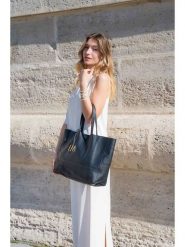 Maison héritage PARIS Skórzany shopper bag "Diccia" w kolorze czarnym - 40 x 30 x 11 cm rozmiar: onesize. Czarne shopper bag damskie maison héritage PARIS, bez wzorów, z materiału, na ramię, bez dodatków. Za 404.95 zł.